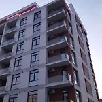 911 Apartment *