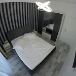 911 * Mamaia